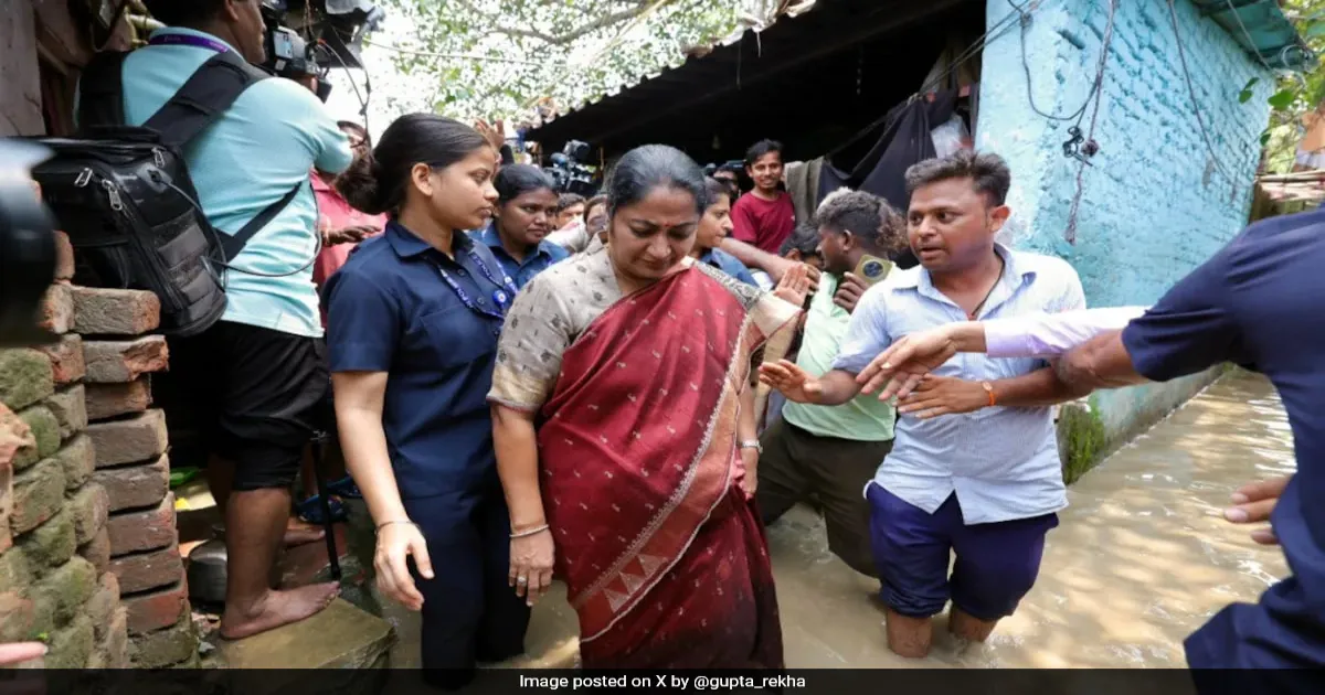 यमुना का जलस्तर बढ़ने के बीच दिल्ली में स्थिति नियंत्रण में