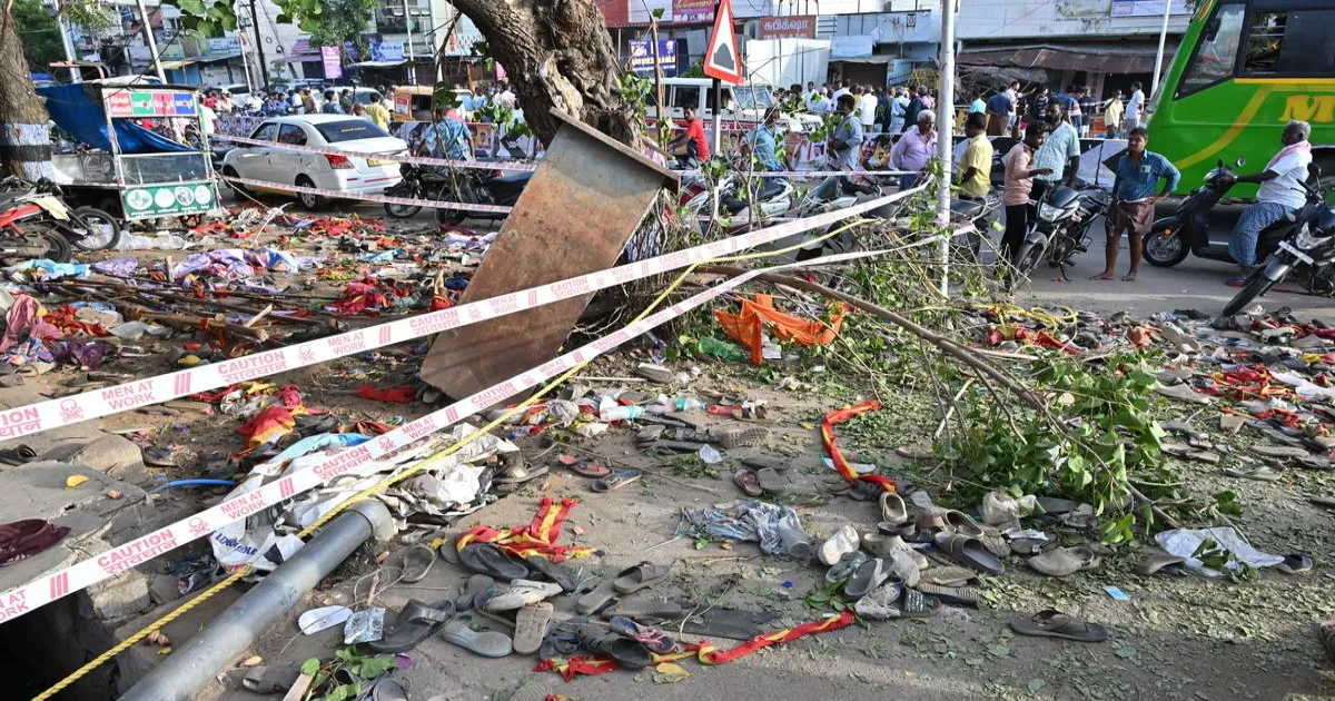 करूर भगदड़ मामला: सुप्रीम कोर्ट ने पीड़ित परिजन को सीबीआई से संपर्क करने का निर्देश दिया