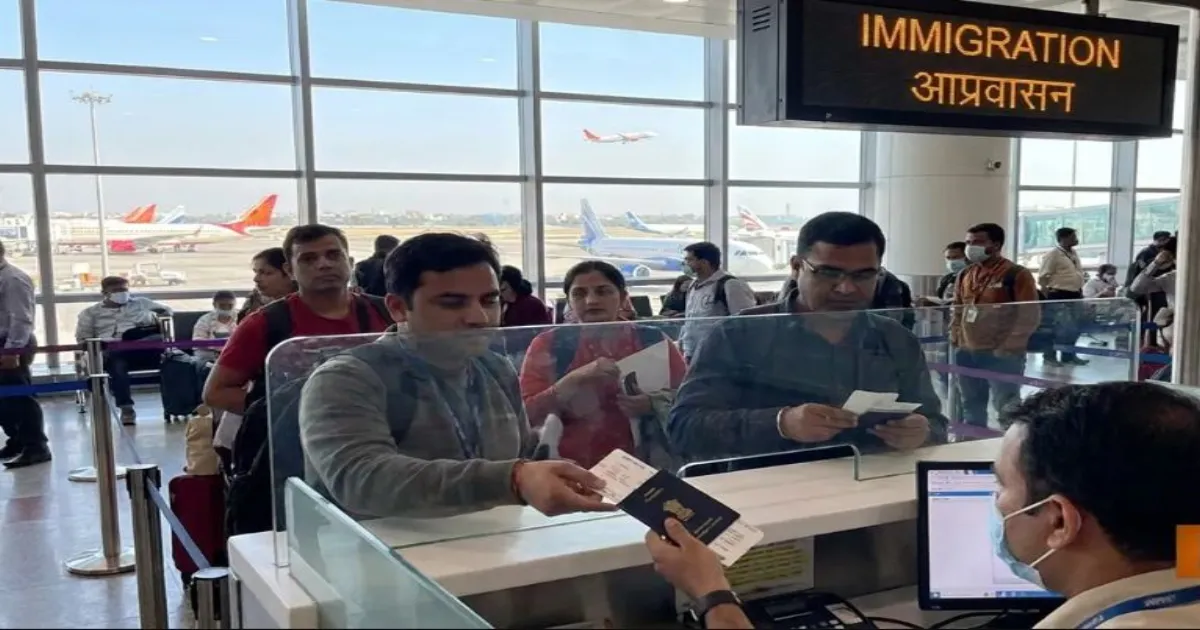 अंतरराष्ट्रीय यात्रियों के लिए बड़ी राहत, 1 सितंबर से बोर्डिंग पास पर इमिग्रेशन की मुहर खत्म