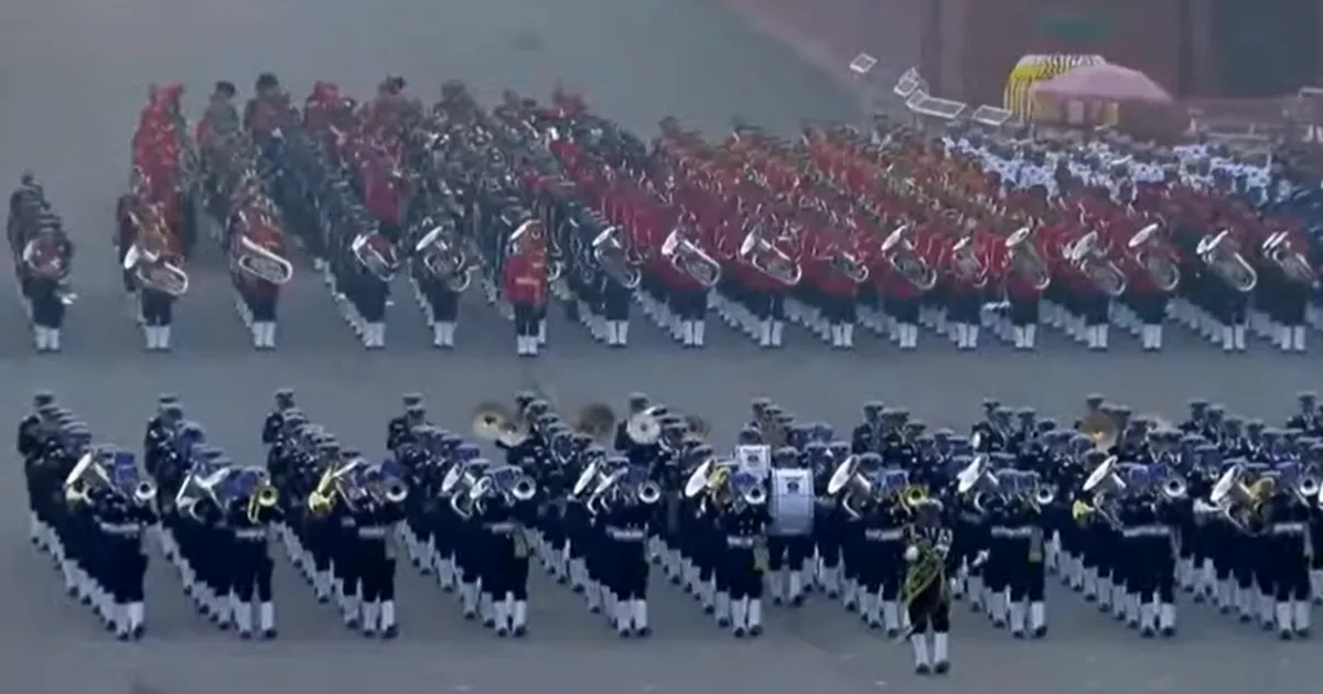 बीटिंग रिट्रीट में विजय भारत सहित देशभक्ति धुनों की गूंज, वंदे मातरम् की 150वीं वर्षगांठ का उत्सव