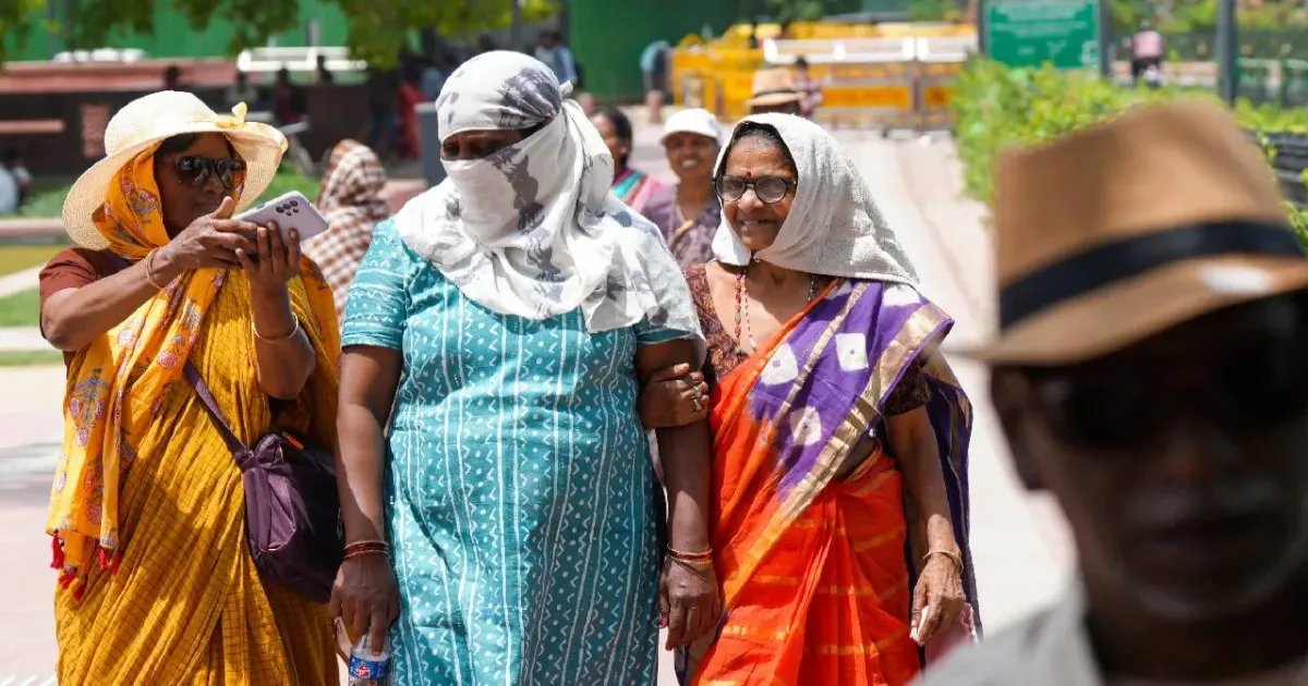 दिल्ली में लू का प्रकोप, पारा 40.3 डिग्री के पार; वायु गुणवत्ता खराब श्रेणी में