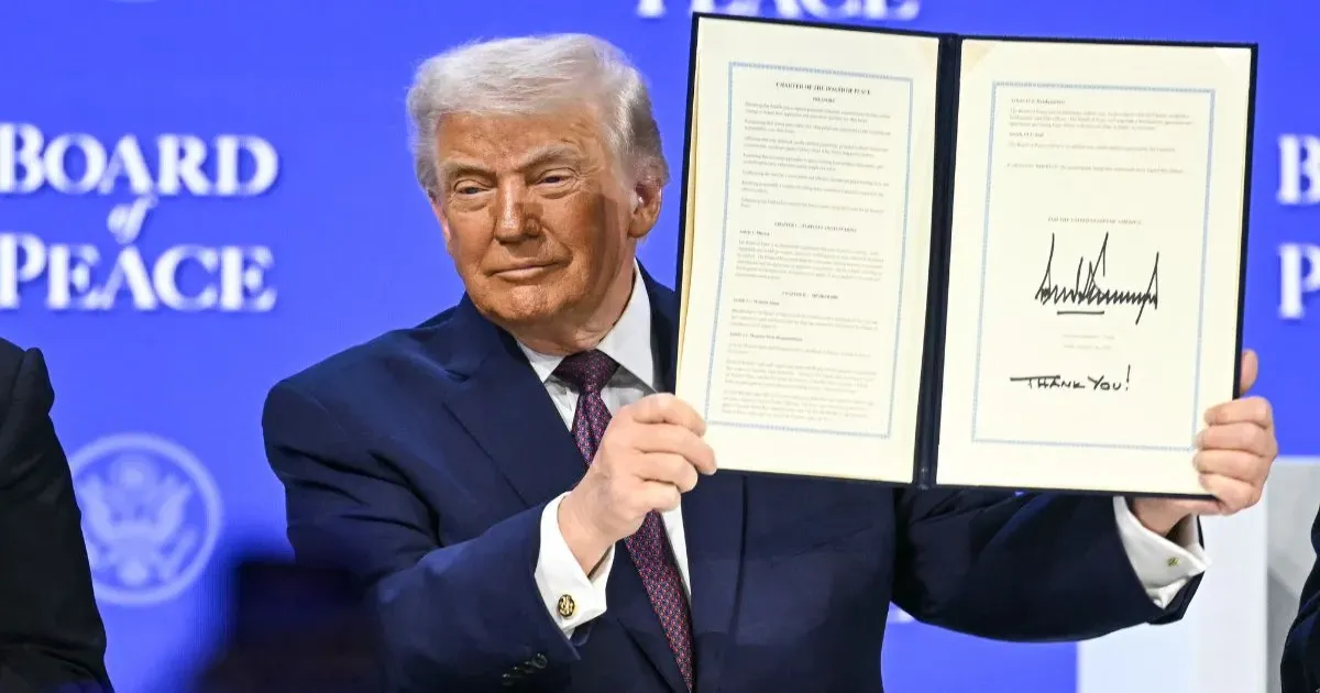 गाज़ा पुनर्निर्माण के लिए 5 अरब डॉलर देने का वादा, ट्रंप ने की घोषणा