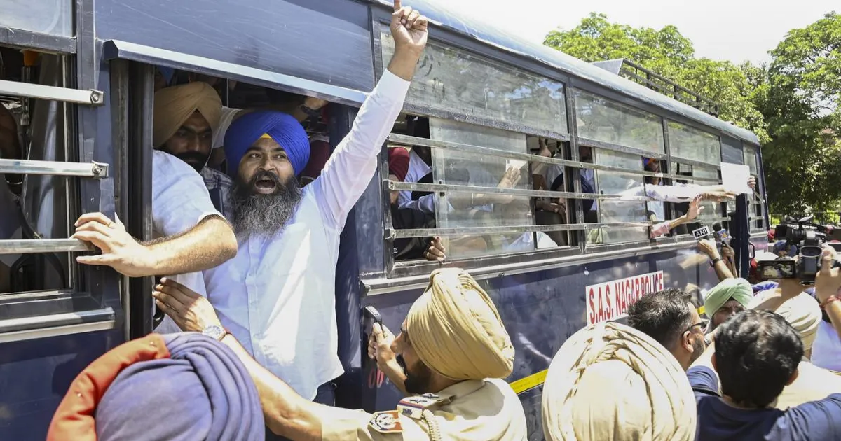 आकाली दल का पंजाब सरकार की लैंड पूलिंग नीति के खिलाफ विरोध प्रदर्शन