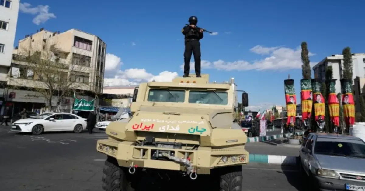 ईरान का अमेरिका-इज़राइल को नया हथियार दिखाने का दावा, ट्रंप पर फिर कसा तंज