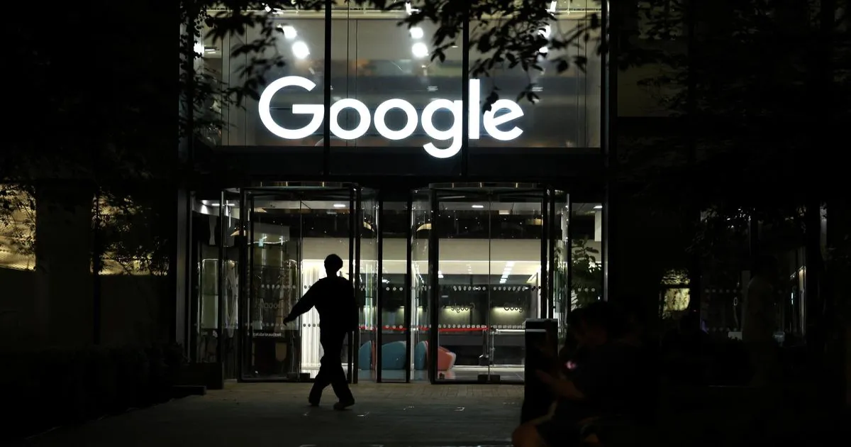 australian-regulator-sues-google-search-deals