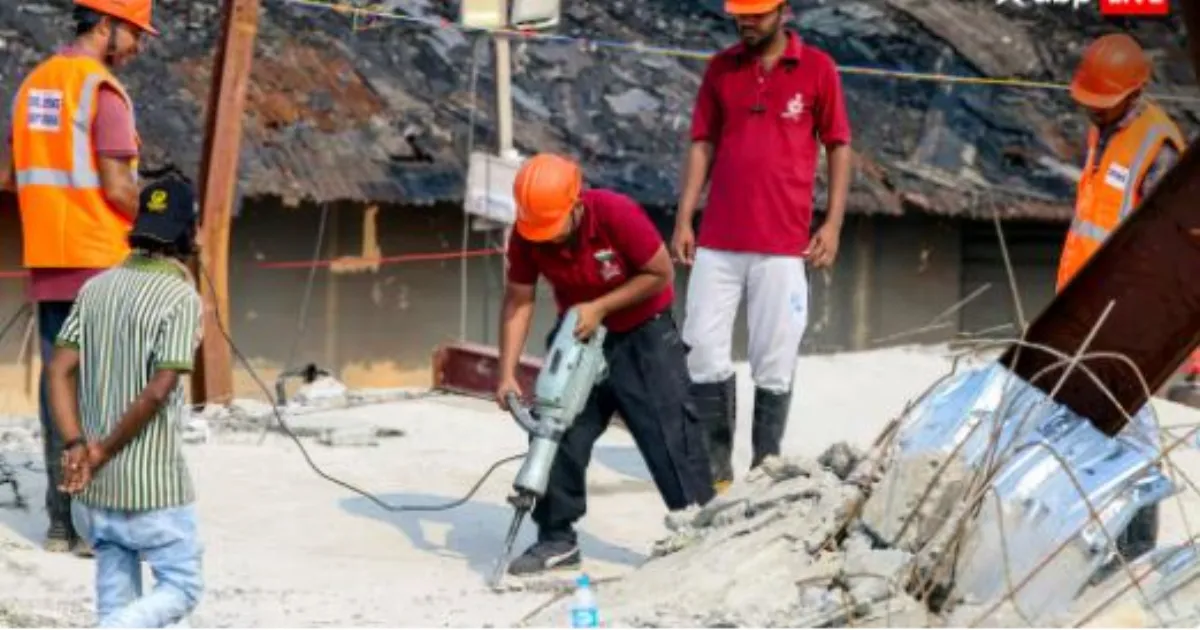 कोलकाता वेयरहाउस हादसे में 16 मौतों के बाद पूर्व मेयर फिरहाद हकीम समेत तीन पर शिकायत दर्ज