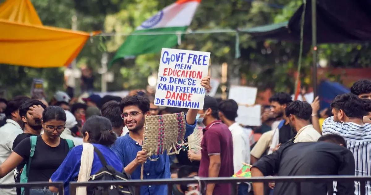नीट पेपर लीक विवाद के बीच नरेश पाल गंगवार बने नए उच्च शिक्षा सचिव, विनीत जोशी हटाए गए