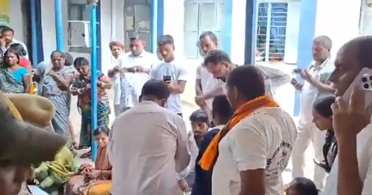 लखीसराय त्रासदी कैसे हुई? टूटी बैरिकेडिंग, बढ़ती भीड़ और अफवाह से मची भगदड़