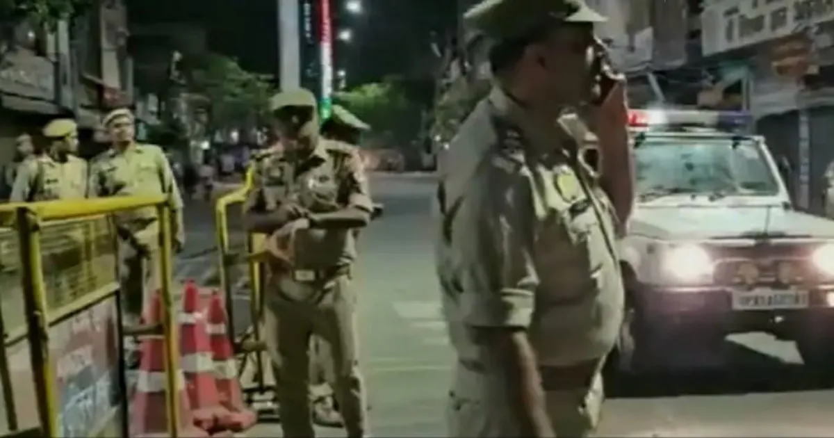 यूपी में पहली पत्नी से संपर्क को लेकर महिला ने पति की हत्या कराई, प्रेमी और नाबालिग बेटा भी गिरफ्तार