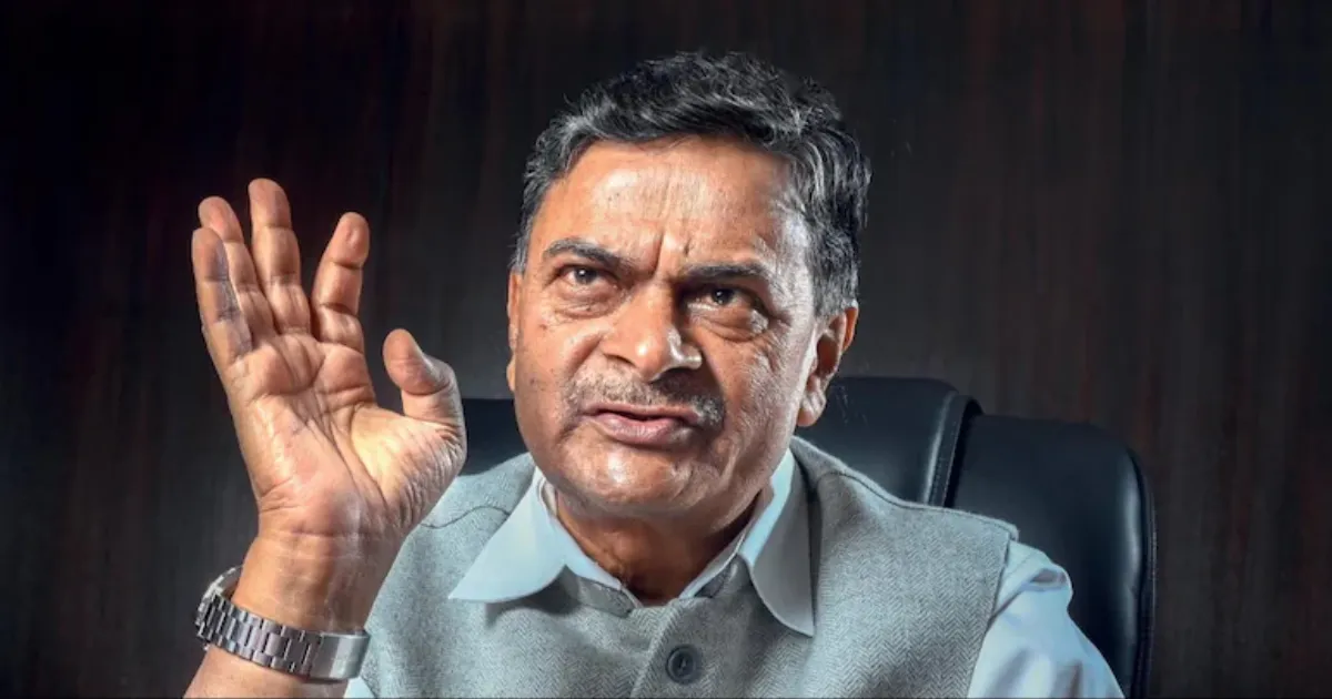 पूर्व केंद्रीय मंत्री आर.के. सिंह एंटी-पार्टी गतिविधियों के आरोप में BJP से निलंबित