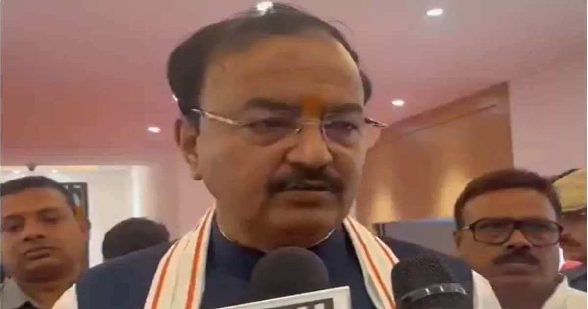 केजरीवाल को बड़ा झटका, AAP के दो-तिहाई राज्यसभा सांसदों के बीजेपी में शामिल होने पर केशव प्रसाद मौर्य का बयान