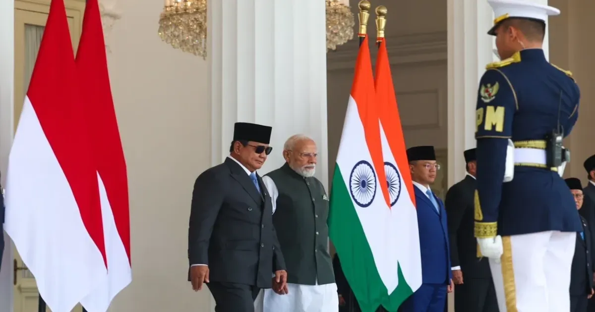 प्रधानमंत्री नरेंद्र मोदी के इंडोनेशिया दौरे में बड़ी रक्षा डील, भारत और इंडोनेशिया के बीच ब्रह्मोस मिसाइल आपूर्ति समझौता