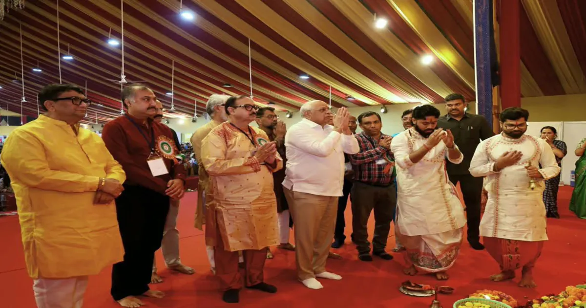 गुजरात के मुख्यमंत्री भूपेंद्र पटेल ने अहमदाबाद में 89वें काली बाड़ी दुर्गा पूजा महोत्सव में की शिरकत