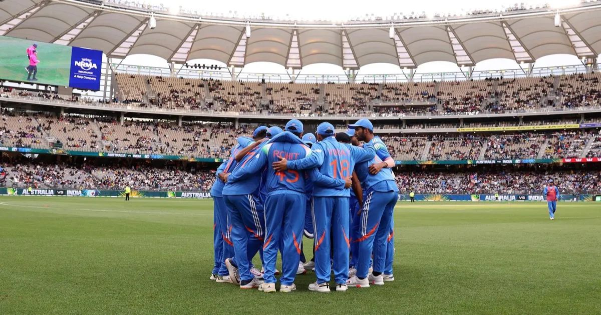 aus-vs-ind-second-odi-australia-bowls-first