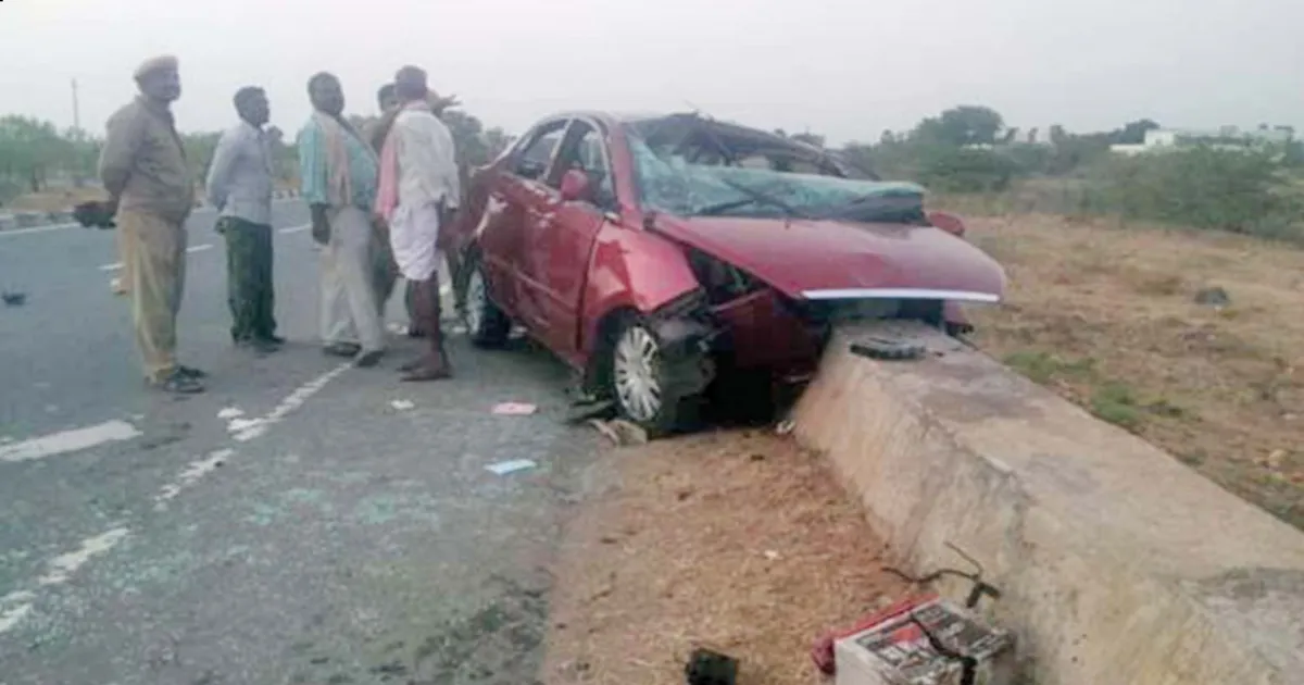 कुरनूल में भीषण सड़क हादसा: एक ही परिवार के पाँच लोगों की मौत