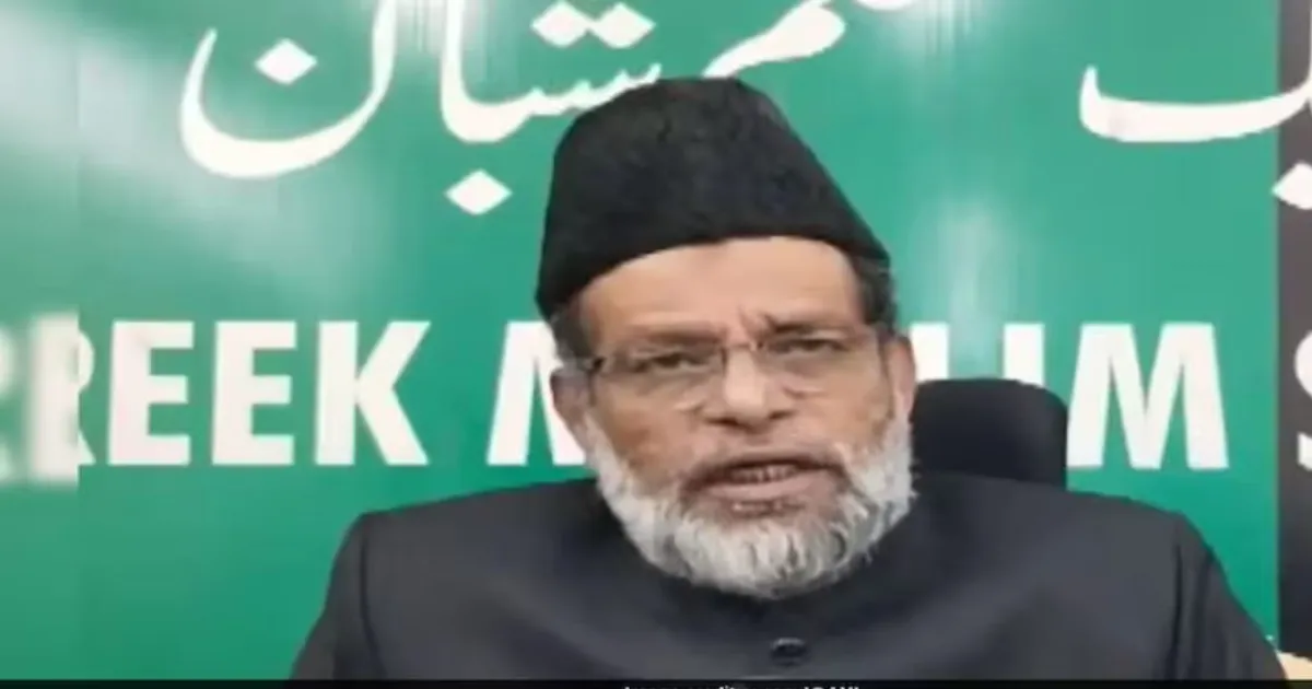 हैदराबाद में बाबरी मस्जिद स्मारक की घोषणा से राजनीतिक बवाल, BJP ने बताया खतरनाक कदम