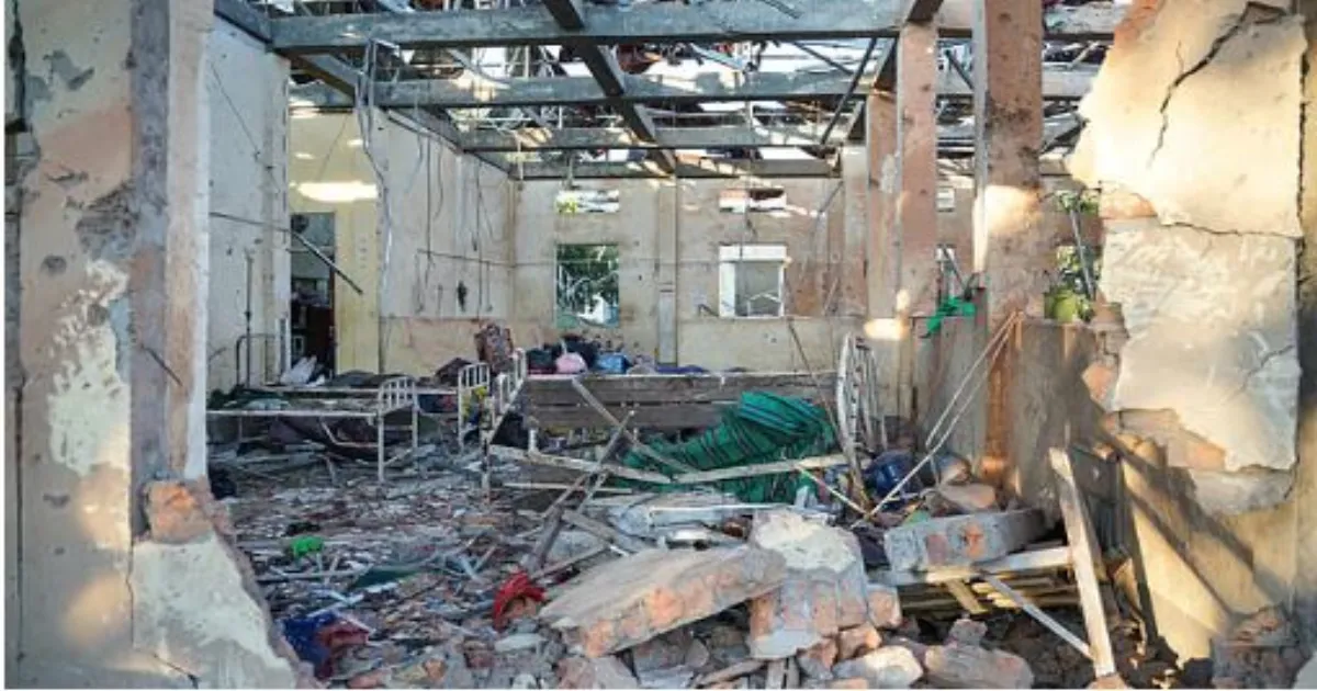 म्यांमार में सैन्य हवाई हमला: अस्पताल पर बमबारी में 31 लोगों की मौत