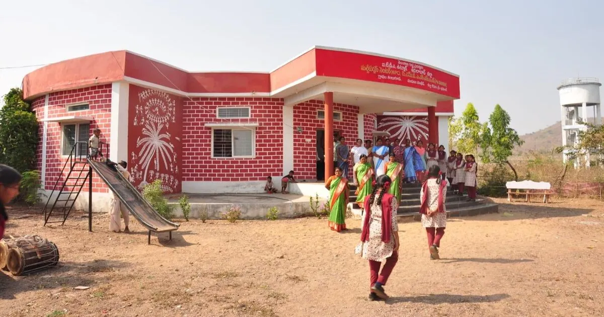 कुमारम भीम आसिफाबाद के आदिवासी गांव में AI-सहायता वाले उपकरणों से शिक्षा और स्वास्थ्य में बदलाव