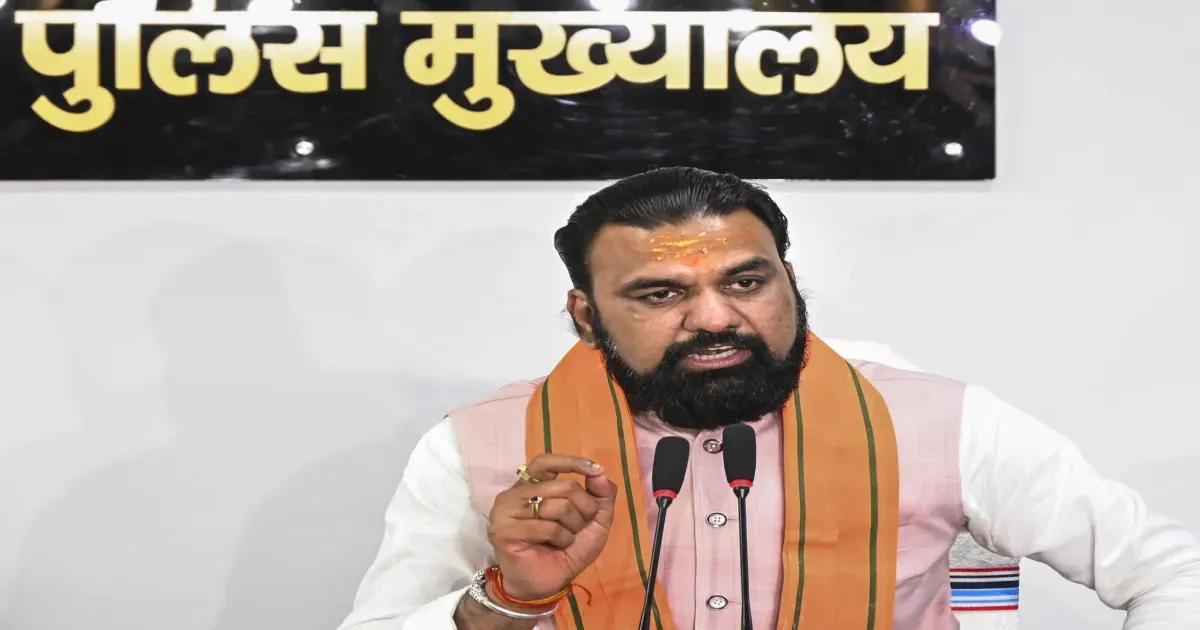 NEET Re-एग्जाम देने वाले छात्रों के लिए बिहार सरकार की बड़ी राहत, मुफ्त बस यात्रा की सुविधा