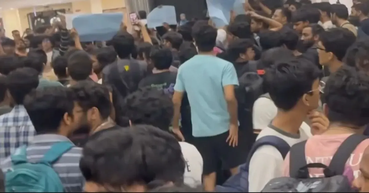 आईआईटी दिल्ली के छात्र की मौत मामले में आत्महत्या के लिए उकसाने का केस दर्ज, प्रशासनिक चूक को लेकर प्रदर्शन