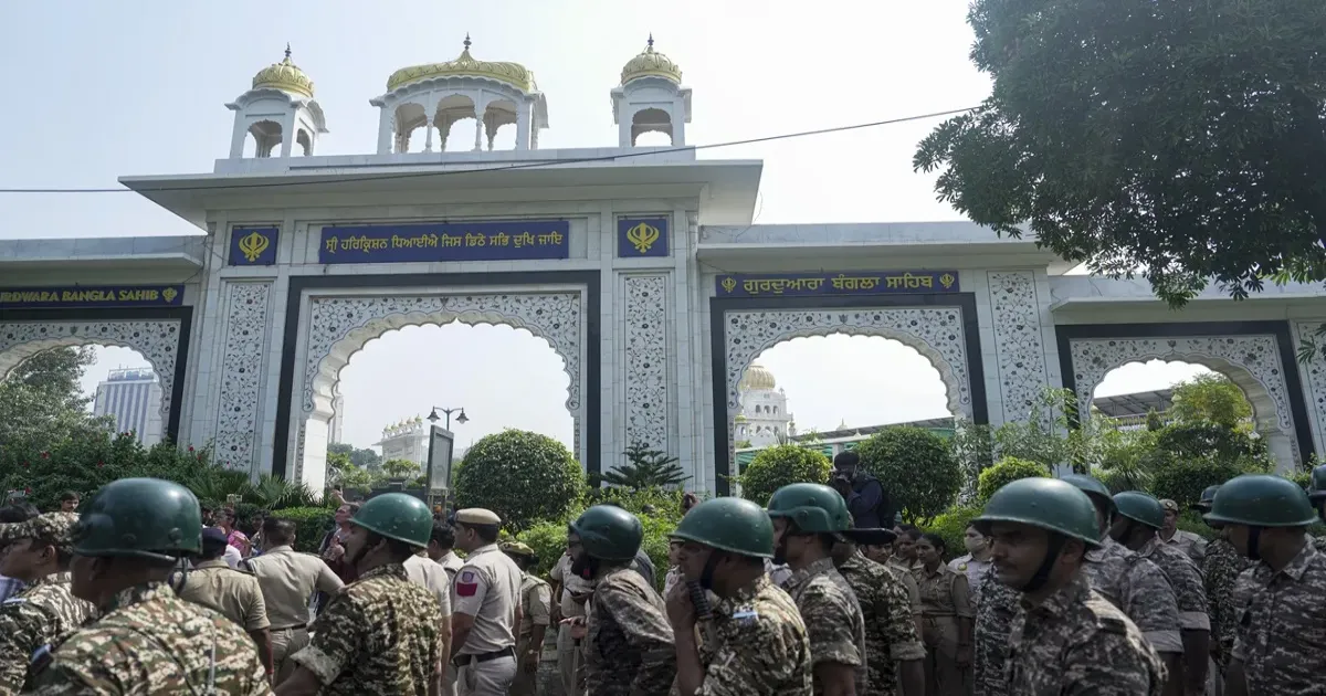 बंगला साहिब गुरुद्वारे में प्रदर्शन को लेकर आम आदमी पार्टी और अरविंद केजरीवाल के खिलाफ शिकायत, पुलिस ने दर्ज की एफआईआर