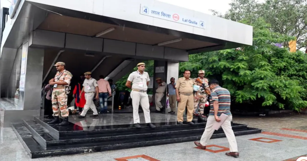 लाल किला मेट्रो स्टेशन धमाके के कुछ दिनों बाद पूरी तरह खोला गया