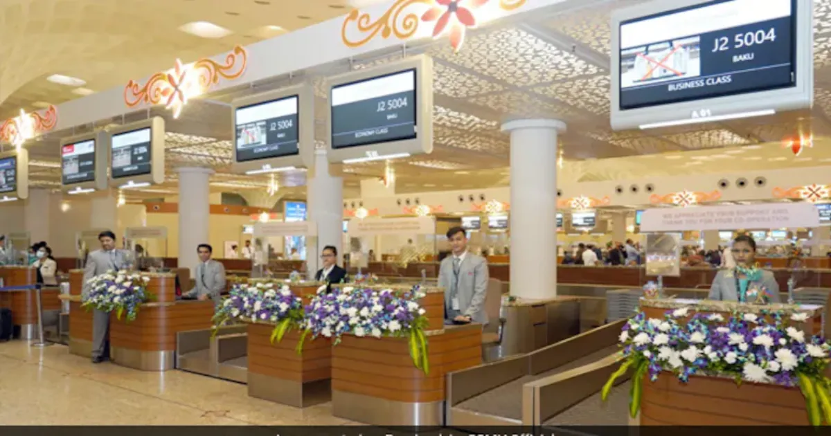 मुंबई एयरपोर्ट पर 37 करोड़ रुपये का सोना बरामद, 24 महिलाएं गिरफ्तार