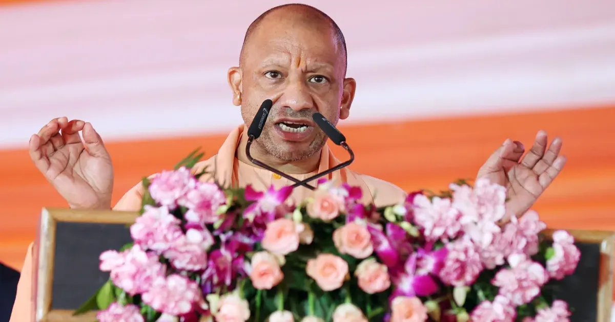 उत्तर प्रदेश में हिंसक आंदोलनों में शामिल लोगों को नहीं मिलेगी सरकारी नौकरी? योगी सरकार ने सख्त किए नियम