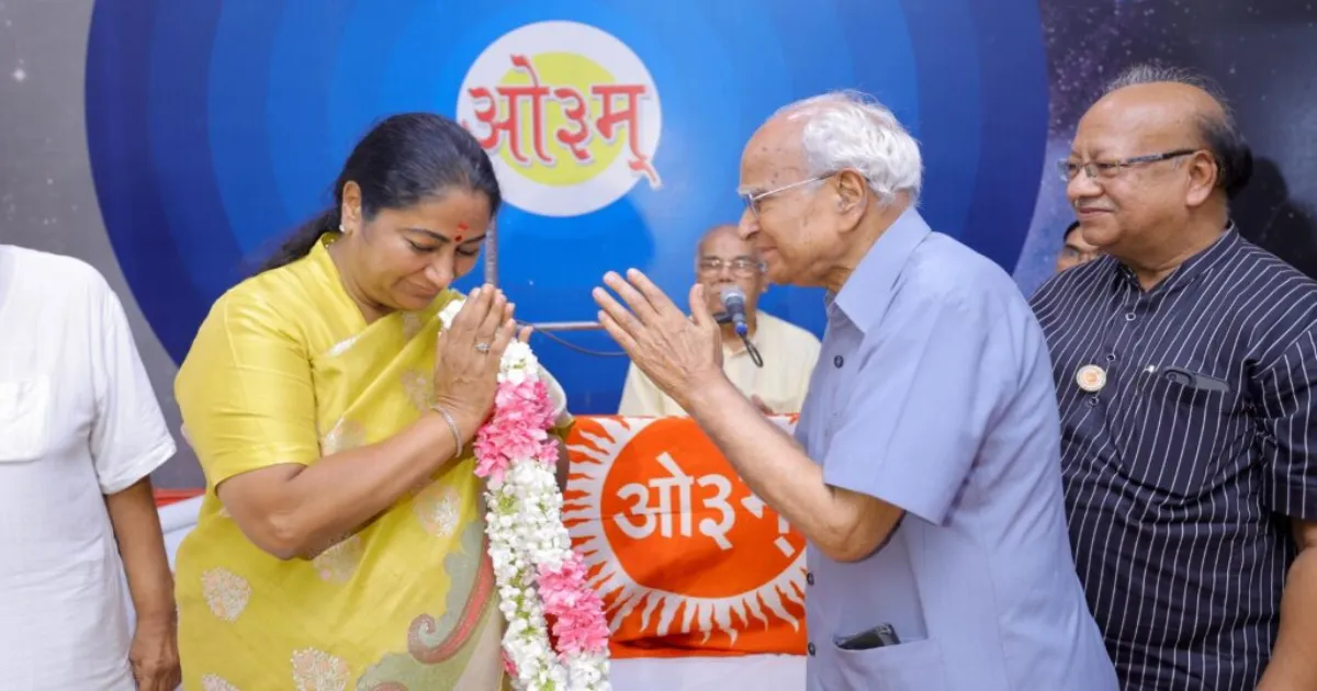 दिल्ली की मुख्यमंत्री रेखा गुप्ता ने मलयाली समुदाय और आर्य समाज के कार्यक्रमों में की शिरकत