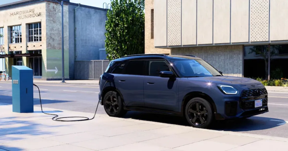 भारत में लॉन्च हुई नई मिनी कंट्रीमैन SE All4, कीमत ₹66.90 लाख से शुरू