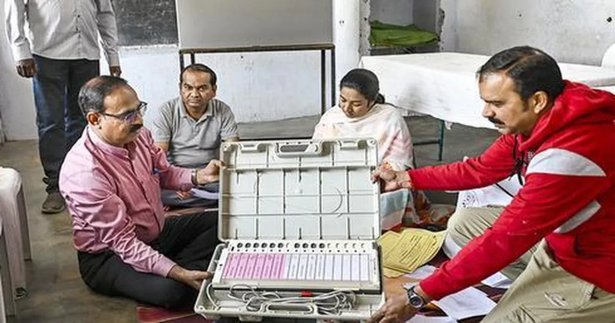 maharashtra-local-body-elections-phase-one-voting-begins