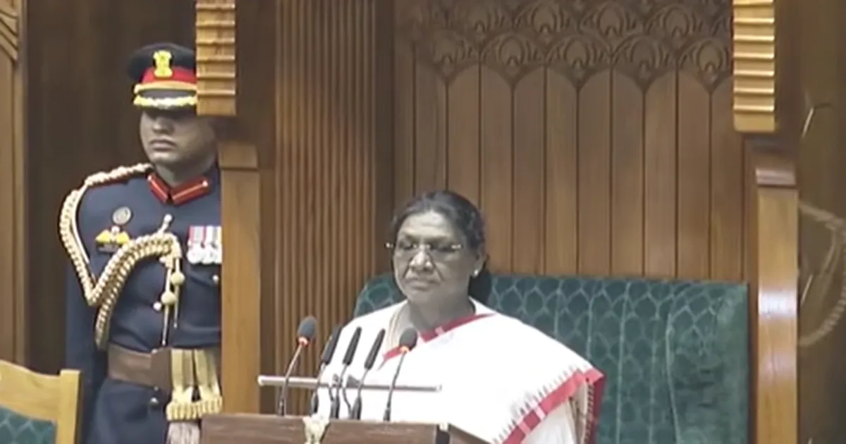 बजट सत्र 2026: भ्रष्टाचार-मुक्त व्यवस्था के निर्माण में सरकार सफल, राष्ट्रपति मुर्मू का संसद में संदेश