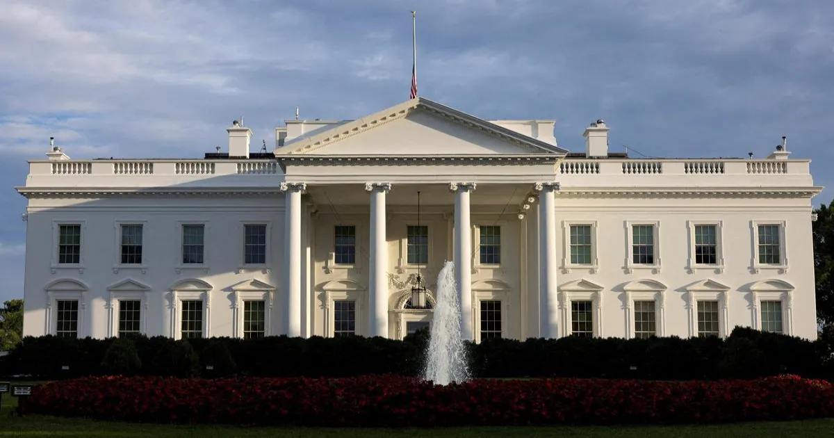 सरकारी शटडाउन टालने पर डेमोक्रेट्स और व्हाइट हाउस में समझौता