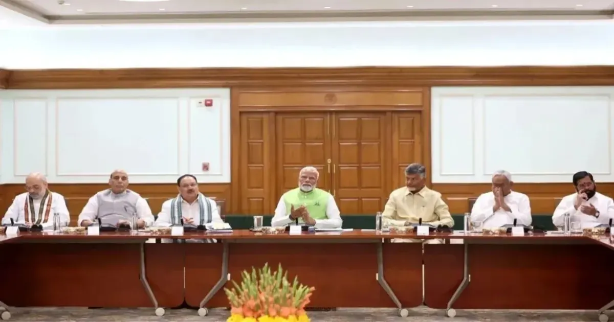 360 के आंकड़े से सिर्फ 6 सीट दूर एनडीए, क्या इस बार संसद में पास हो पाएगा परिसीमन विधेयक?