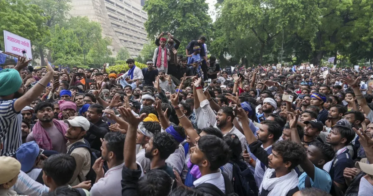 CJP के संसद मार्च में जुटी हजारों की भीड़, जंतर-मंतर पर पुलिस ने किया हल्का लाठीचार्ज