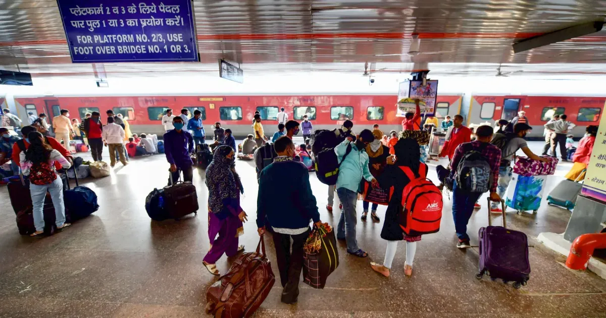 दिल्ली में 10 अक्टूबर के प्रदर्शन से पहले कई ट्रेनें रद्द, नई दिल्ली और हजरत निजामुद्दीन स्टेशन प्रभावित