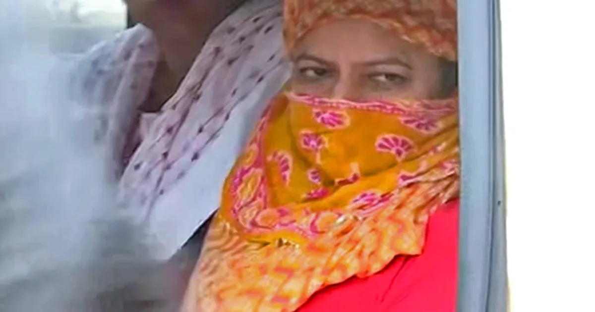 ट्रक चालक अपहरण मामला: पूर्व आईएएस प्रोबेशनर की मां ने पुलिस को डराने के लिए छोड़े कुत्ते, अधिकारी का दावा