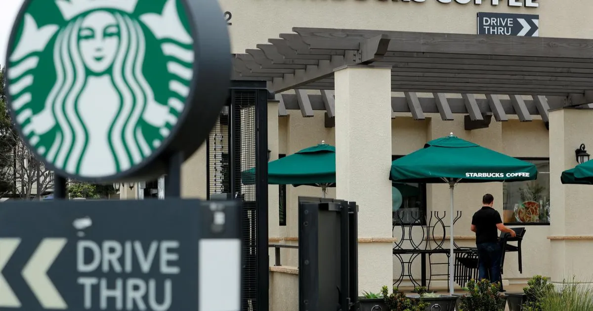 starbucks-cto-resigns-tech-revamp