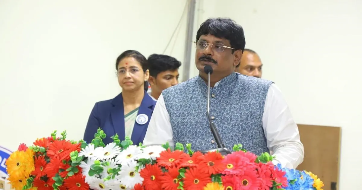 सुप्रीम कोर्ट ने आईपीएस अधिकारी संजय की अग्रिम जमानत याचिका खारिज की, तीन हफ्तों में सरेंडर करने का निर्देश