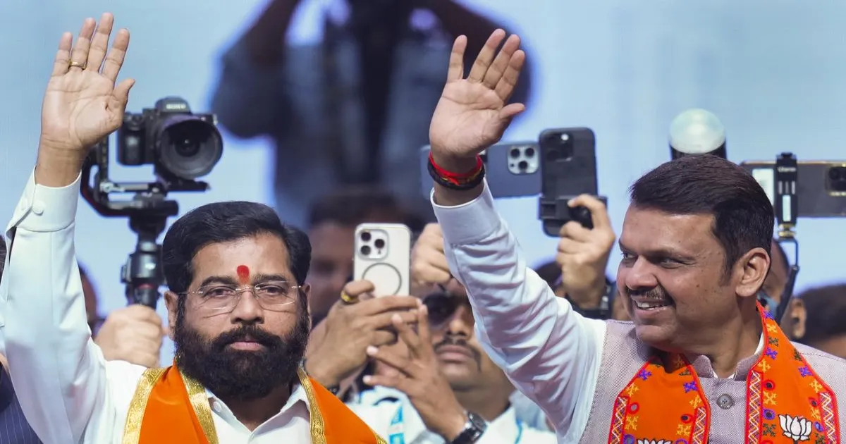 मुंबई से बांग्लादेशी घुसपैठियों को बाहर करेंगे, मराठी-हिंदू मेयर सुनिश्चित होगा: फडणवीस