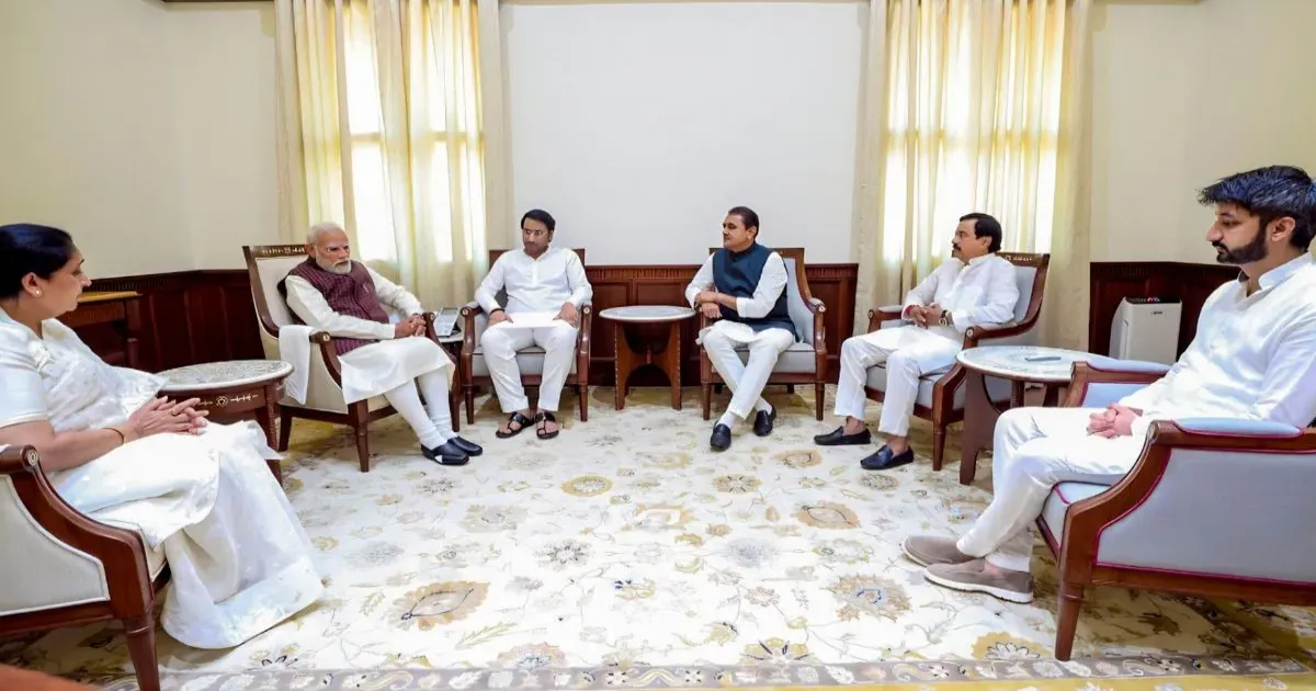 दिल्ली में सुनेत्रा पवार की अहम मुलाकातें, NCP अध्यक्ष पद और पार्थ पवार के भविष्य पर चर्चा