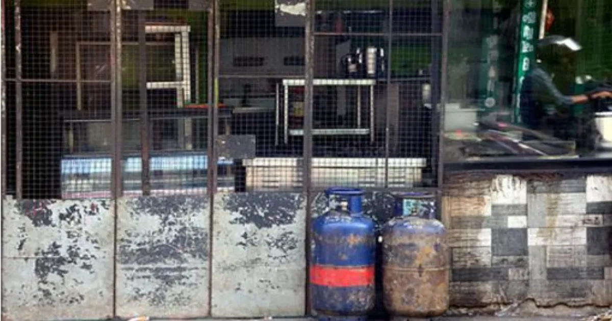 LPG संकट के बीच केरल से प्रवासी मजदूरों का पलायन, रमजान और चुनाव से पहले घर वापसी