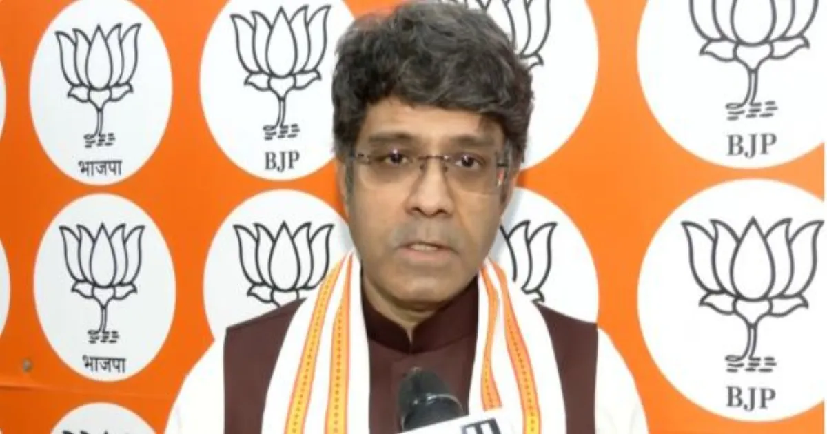 कांग्रेस नेताओं द्वारा पीएम मोदी की विदेश नीति की सराहना स्वागतयोग्य बदलाव: सीआर केसवन