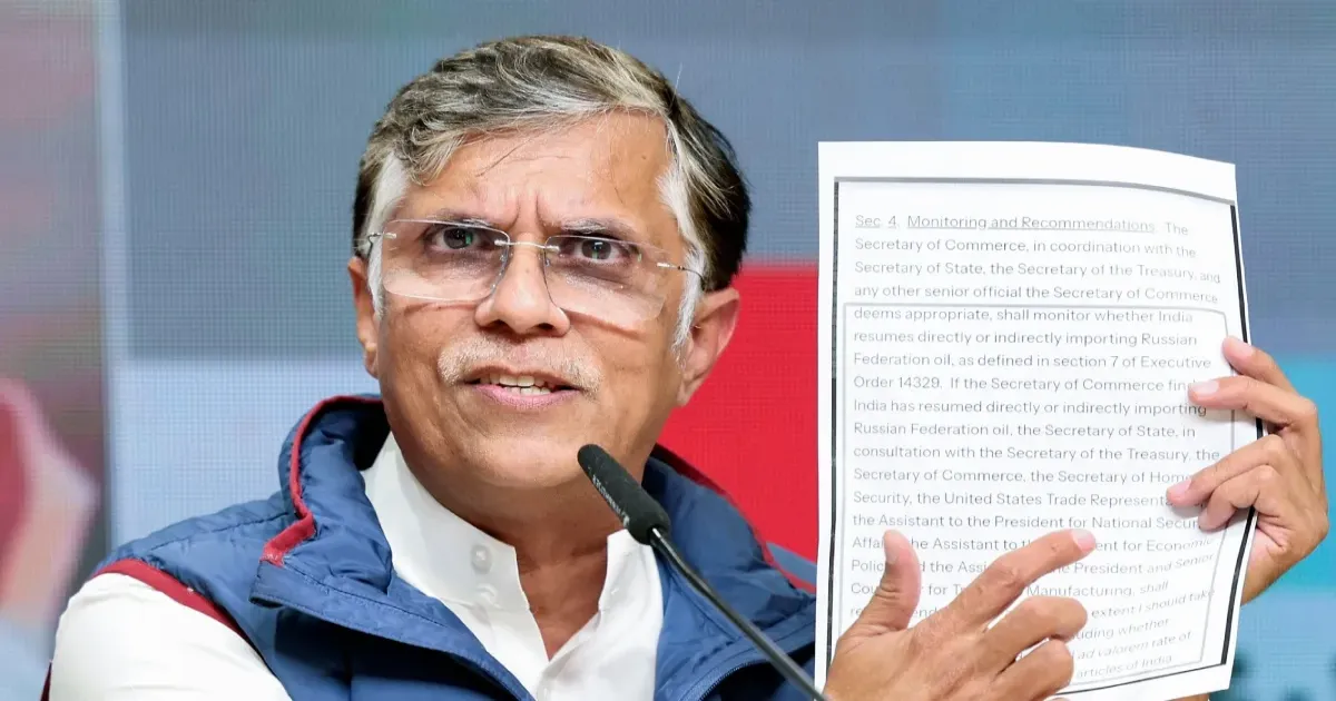 पासपोर्ट विवाद में नया मोड़, विदेश मंत्रालय ने खेड़ा के दस्तावेजों को फर्जी बताया