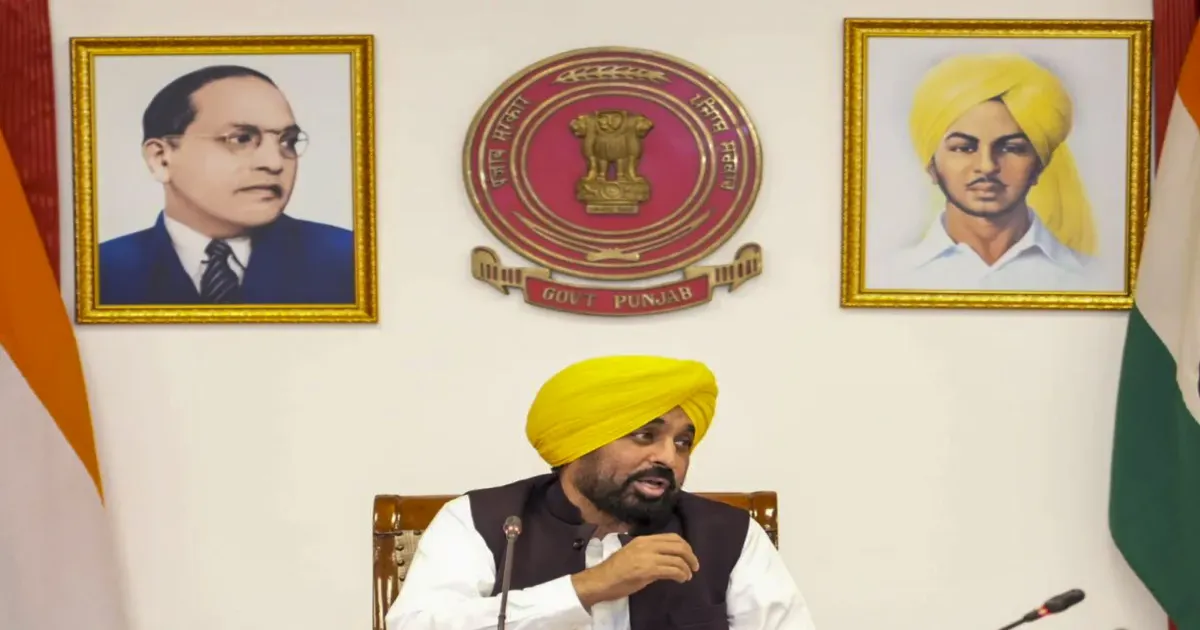 पंजाब के मुख्यमंत्री भगवंत मान राष्ट्रपति से मिलेंगे, आप के सात सांसदों के भाजपा में विलय पर विवाद बढ़ा