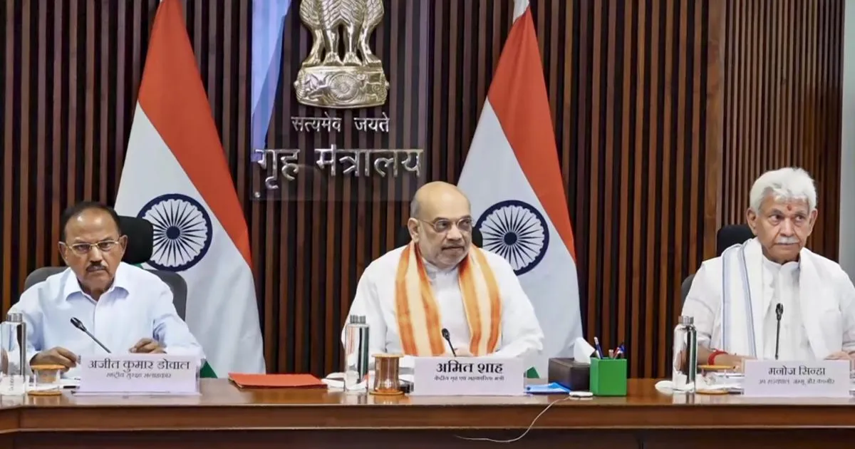 अमित शाह ने अमरनाथ यात्रा 2026 की सुरक्षा तैयारियों की समीक्षा की, कड़ी निगरानी पर जोर