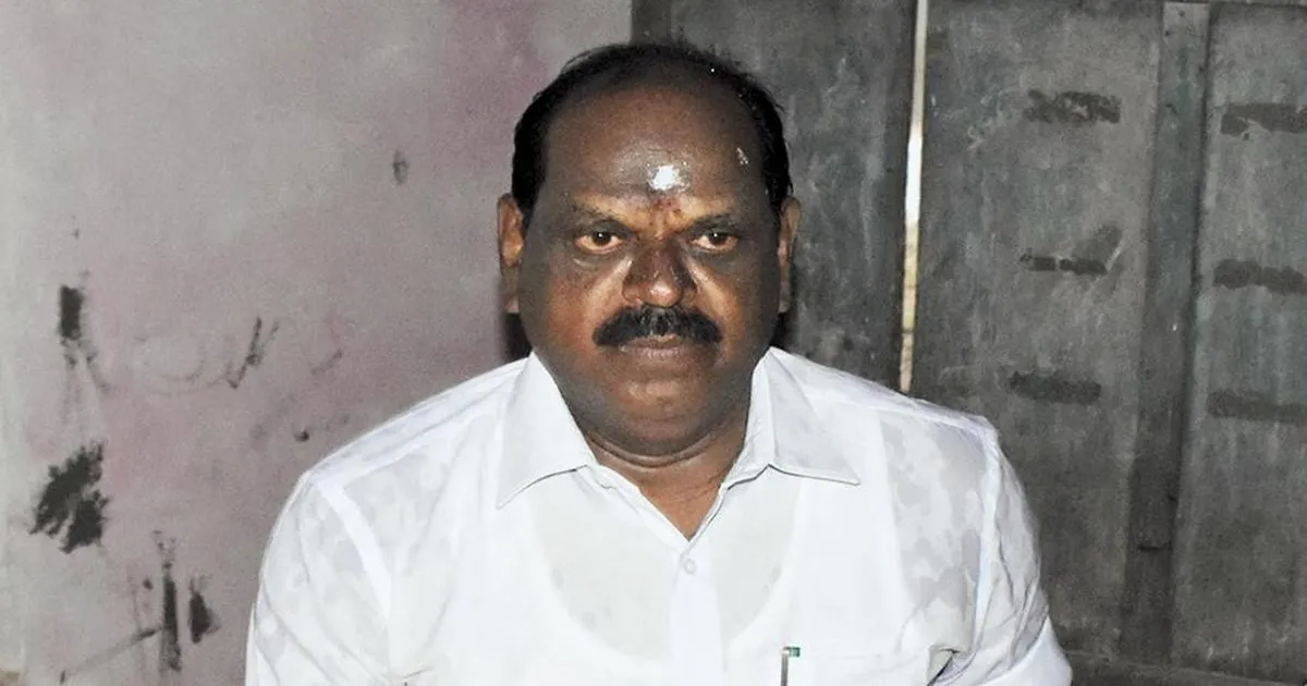 पूर्व AIADMK मंत्री आर. वैथिलिंगम ने छोड़ी पार्टी, डीएमके में हुए शामिल
