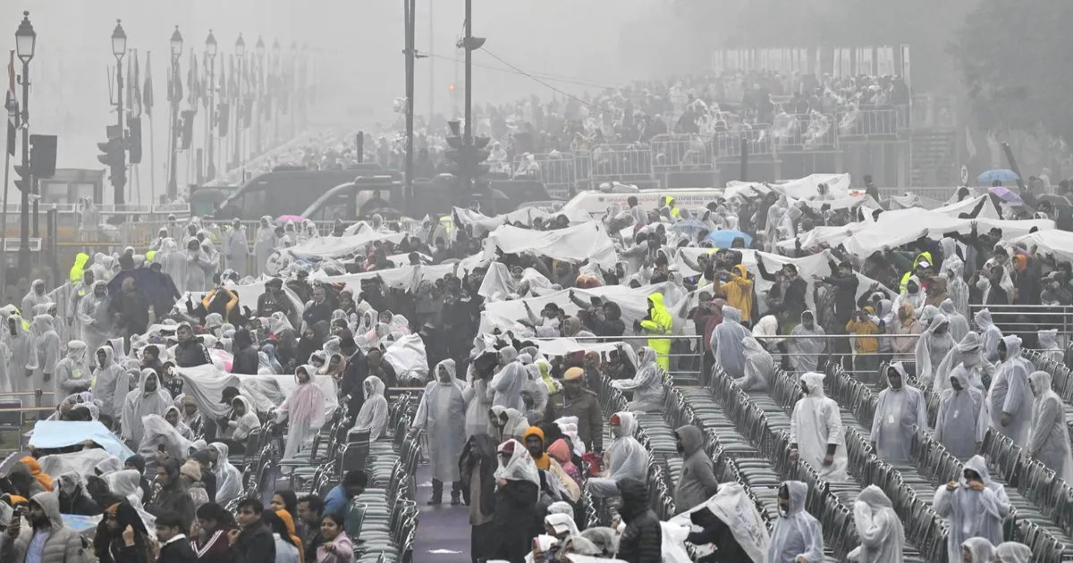 बारिश के बाद दिल्ली में रात का तापमान गिरा, वायु गुणवत्ता में मामूली सुधार