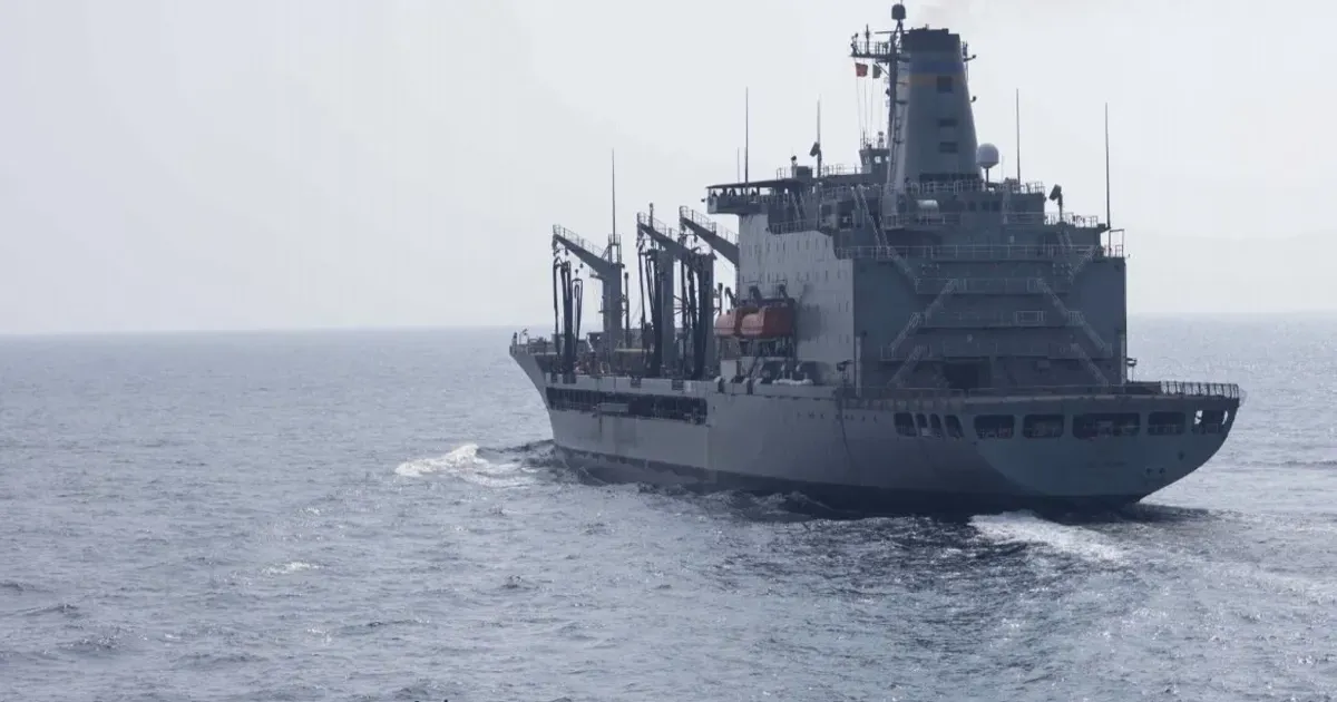 ईरान ने होर्मुज जलसंधि पर किया दावा, जहाजों को मिसाइल और ड्रोन खतरे की चेतावनी