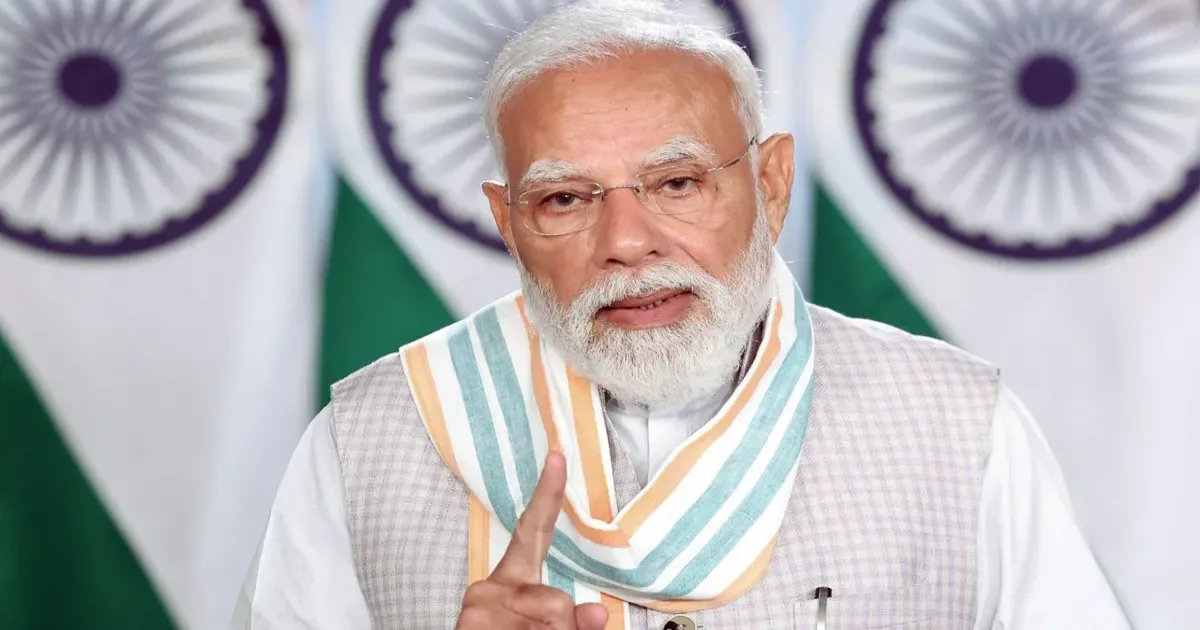 भीषण गर्मी के बीच प्रधानमंत्री नरेंद्र मोदी की जनता से अपील: सावधानी बरतें, पानी पिएं और जरूरतमंदों की मदद करें